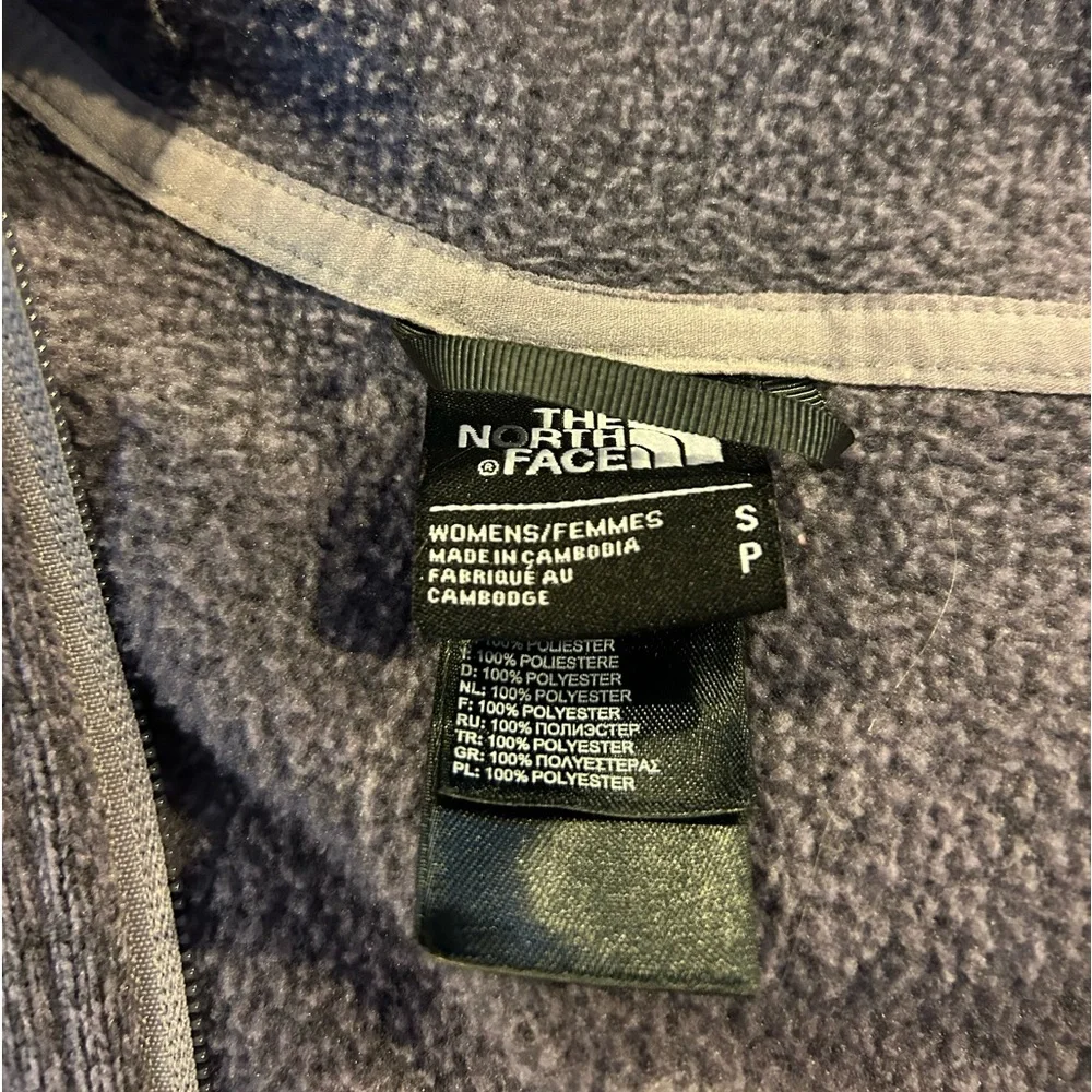 The North Face purple 1/4 zip jacket size S - Picture 4 of 4